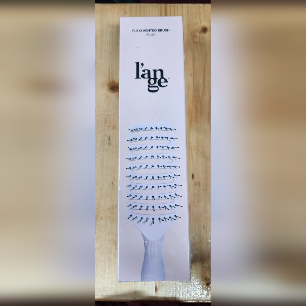 Back to school sale New IOB Sealed L'ANGE  Flexi Vented Brush